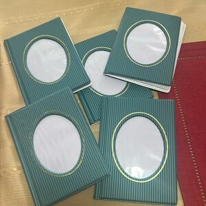 Photo Albums 4x6 holds 24 pic
Lot of 5